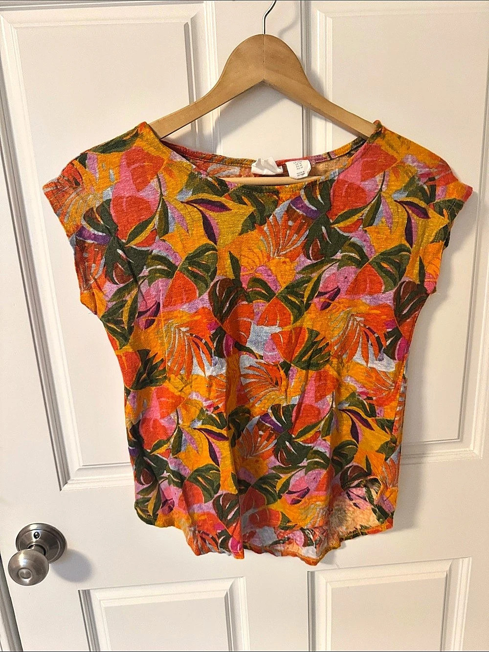 C&C California Floral Short Sleeve Blouse in Orange & Pink Size Medium